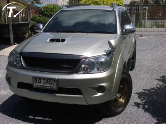 ขาย ฟอร์จูนเนอร์ เกียร์ AT 4*4 ตัวท๊อป รถสวยมากเข้ามาดูเลยคับ ขาย ฟอร์จูนเนอร์ เกียร์ AT 4*4 ตัวท๊อป รถสวยมากเข้ามาดูเลยคับ