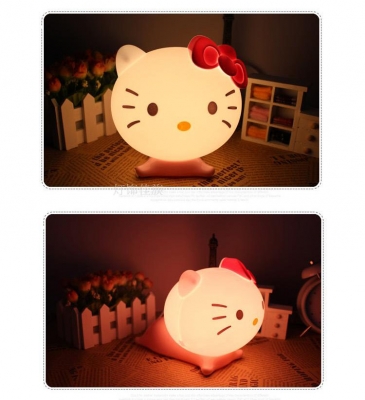 โคมไฟตั้งโต๊ะ Hello kitty โคมไฟตั้งโต๊ะ Hello kitty