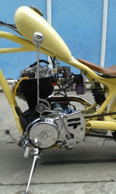 ร้อนเงิน ขายด่วนๆ งานสร้างแนว old school 400cc. หน้าสปริงเกอร์ เกียร์มือ เฟรมใหม่