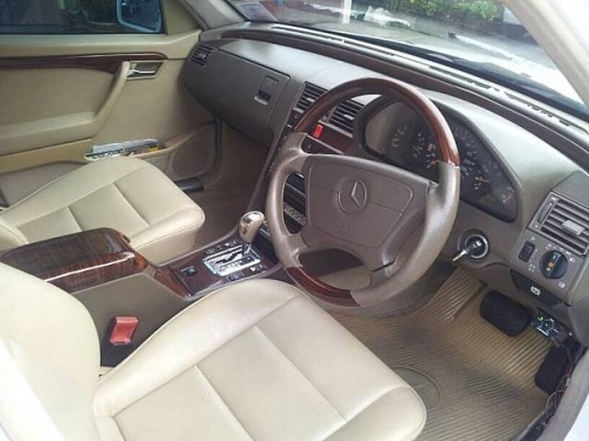 ขาย Benz รุ่น C 180 เครื่อง1800 เปิดสรูปหลังคาได้ ปี1994 ขาย Benz รุ่น C 180 เครื่อง1800 เปิดสรูปหลังคาได้ ปี1994