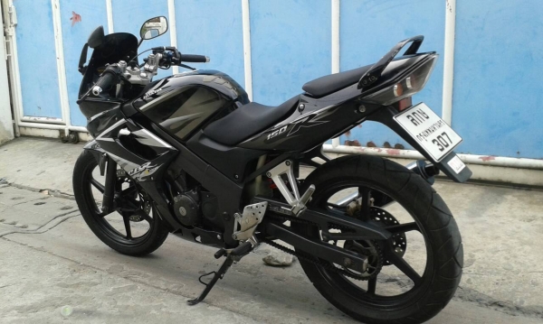 ร้อนเงินขายด่วนๆ cbr150r ปี50 ตัวคาบู ทะเบียน พร้อมโอนภาษีไม่ขาด 28500
