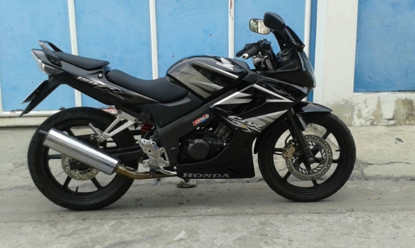 ร้อนเงินขายด่วนๆ cbr150r ปี50 ตัวคาบู ทะเบียน พร้อมโอนภาษีไม่ขาด 28500