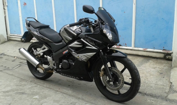 ร้อนเงินขายด่วนๆ cbr150r ปี50 ตัวคาบู ทะเบียน พร้อมโอนภาษีไม่ขาด 28500