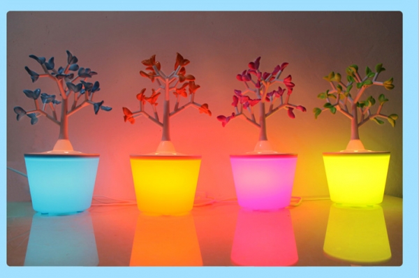 โคมไฟต้นไม้