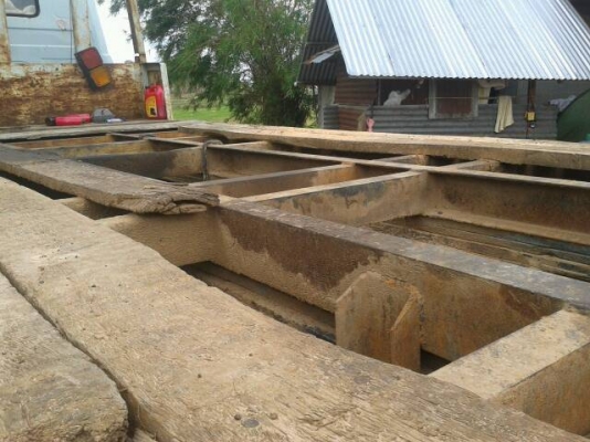 ISUZU สิบล้อหัวยาวเทนเลอร์ เครื่อง 6 B B 1 สนใจติดต่อสอบถามรายละเอียดได้ที่ คุณแจ็ค 084-9160227  090-3494085