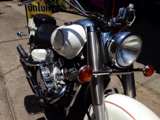 ต้ำพระราม2ขาย YAMAHA ROYAL STAR1300 CLASSIC ปี2002 อินวอย สรรพสามิต แท้ๆ สภาพใหม่ๆเก็บงานทำสีสวยๆ