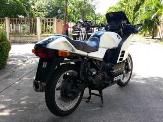 วุฒินนบุรี ขาย BMW k100rs ABS รถสวยมากๆเครื่องแห้งๆสีเดิมๆลายเส้นเดิม
