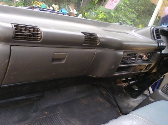 มัดจำแล้วจากพี่ใหญ่ไจถึงรออนุมัติ เปลี่ยนแปลงจะแจ้งให้ทราบคับ//6ล้อดั้มNPR 71LY ปี47 ห้างแท้ เครื่อง4HG1-130 เทอโบว์ สภาพสวยเดิม   จัดแน้นได้ 550000 คับ