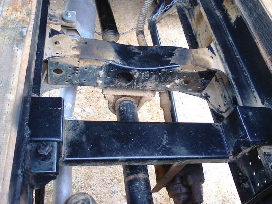 มัดจำแล้วจากพี่ใหญ่ไจถึงรออนุมัติ เปลี่ยนแปลงจะแจ้งให้ทราบคับ//6ล้อดั้มNPR 71LY ปี47 ห้างแท้ เครื่อง4HG1-130 เทอโบว์ สภาพสวยเดิม   จัดแน้นได้ 550000 คับ