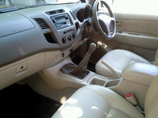 ขาย Vigo perunner 3.0 รถมือเดียวซื้อป้ายแดงมา