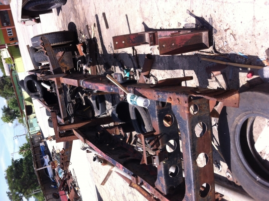 ขายคัสสีอีซูซุ 210 FXZ13NY สภาพดีช่วงล่างสองเพลา คานหน้ามีชุดโอนทะเบียนแจ้งจอด ขายคัสสีอีซูซุ 210 FXZ13NY สภาพดีช่วงล่างสองเพลา คานหน้ามีชุดโอนทะเบียนแจ้งจอด