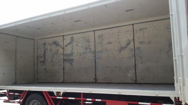 ขาย รถบรรทุกหกล้อ HINO FG 212 แรงม้า ตู้ 10 บาน ยาว 7.20 เมตร สภาพสวย จดทะเบียนปี 2551/2008 สนใจติดต่อ 081-4825911 คุณ พิมพ์ขาย ISUZU TFR ห้องเย็น 200 แรงม้า ยาว 7.20 เมตร กว้าง 2.35 เมตร สภาพสวย พร้อมใช้ สนใจโทร 081-4825911 คุณ พิมพ์ใจ 085-0097969 คุณ รุ