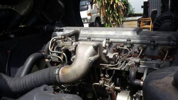 ขาย รถบรรทุกหกล้อ HINO FG 212 แรงม้า ตู้ 10 บาน ยาว 7.20 เมตร สภาพสวย จดทะเบียนปี 2551/2008 สนใจติดต่อ 081-4825911 คุณ พิมพ์ขาย ISUZU TFR ห้องเย็น 200 แรงม้า ยาว 7.20 เมตร กว้าง 2.35 เมตร สภาพสวย พร้อมใช้ สนใจโทร 081-4825911 คุณ พิมพ์ใจ 085-0097969 คุณ รุ