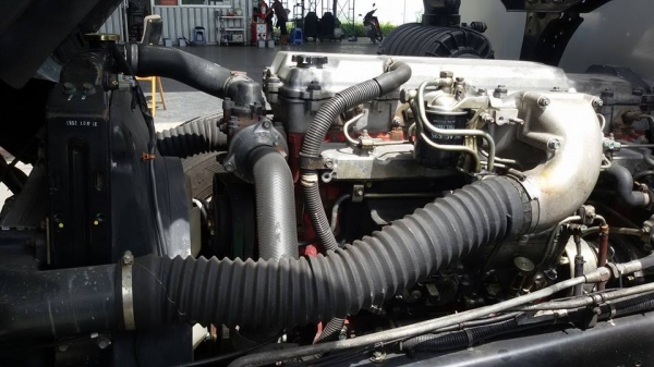 ขาย รถบรรทุกหกล้อ HINO FG 212 แรงม้า ตู้ 10 บาน ยาว 7.20 เมตร สภาพสวย จดทะเบียนปี 2551/2008 สนใจติดต่อ 081-4825911 คุณ พิมพ์ขาย ISUZU TFR ห้องเย็น 200 แรงม้า ยาว 7.20 เมตร กว้าง 2.35 เมตร สภาพสวย พร้อมใช้ สนใจโทร 081-4825911 คุณ พิมพ์ใจ 085-0097969 คุณ รุ