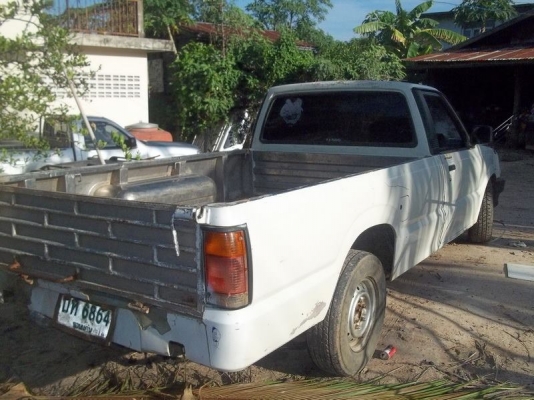 ขาย 63000 บาท ขาย มาสด้า ฺฺB2500 ปี 1996 เครื่อง มังกรดำ