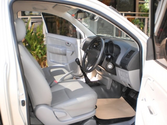 TOYOTA HILUX VIGO D4D Single ตอนเดียว 2.5 เกียร์ธรรมดา ปี 2011 TOYOTA HILUX VIGO D4D Single ตอนเดียว 2.5 เกียร์ธรรมดา ปี 2011