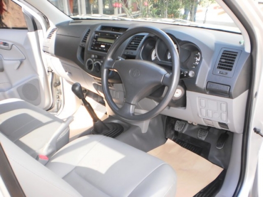 TOYOTA HILUX VIGO D4D Single ตอนเดียว 2.5 เกียร์ธรรมดา ปี 2011 TOYOTA HILUX VIGO D4D Single ตอนเดียว 2.5 เกียร์ธรรมดา ปี 2011
