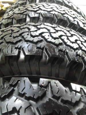 Max เล็บเหยี่ยว + BF All 265/75/16 ปี10 Max เล็บเหยี่ยว + BF All 265/75/16 ปี10