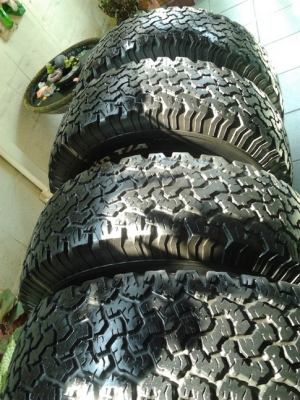 Max เล็บเหยี่ยว + BF All 265/75/16 ปี10 Max เล็บเหยี่ยว + BF All 265/75/16 ปี10