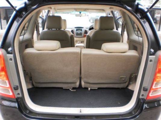 TOYOTA INNOVA 2.5 V 2008 เครื่องเดิมดีเซล สีดำ ตัวถังเดิมบาง AUTO รถมือเดียวออกห้าง