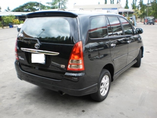 TOYOTA INNOVA 2.5 V 2008 เครื่องเดิมดีเซล สีดำ ตัวถังเดิมบาง AUTO รถมือเดียวออกห้าง