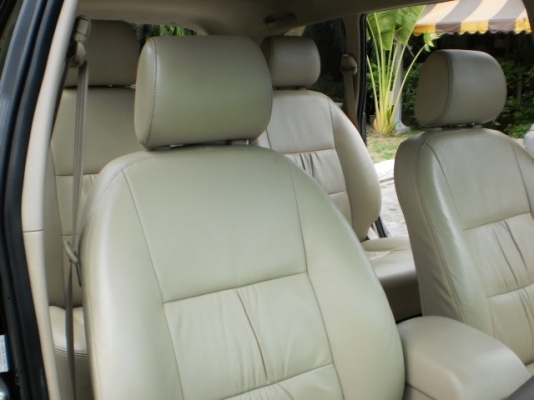 TOYOTA INNOVA 2.5 V 2008 เครื่องเดิมดีเซล สีดำ ตัวถังเดิมบาง AUTO รถมือเดียวออกห้าง