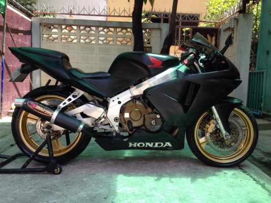 ขาย CB 400 - CBR 400 อินวอย - สพม - ทะเบียนแท้ๆ ลายละเอียดด้านในครับ ขาย CB 400 - CBR 400 อินวอย - สพม - ทะเบียนแท้ๆ ลายละเอียดด้านในครับ