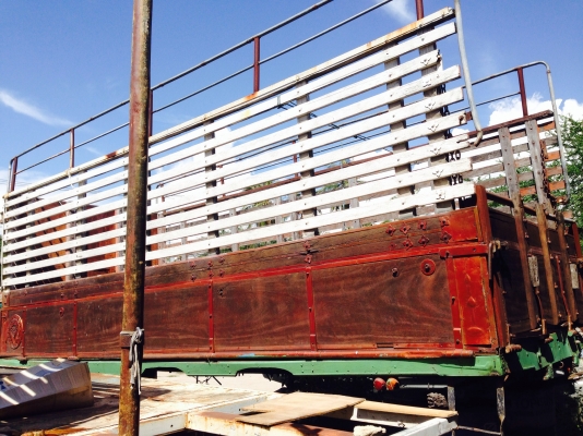 ขายรถสิบล้อ  รถ6ล้อ รถ12ล้อ กระบะเหล็ก รถเก๋งฟอร์ดติดแก๊สซาก