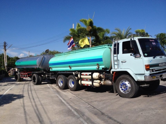 บริการให้เช่ารถน้ำ รถบรรทุกน้ำ 10ล้อ 6ล้อ รายวัน รายเดือน