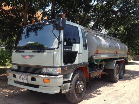 บริการให้เช่ารถน้ำ รถบรรทุกน้ำ 10ล้อ 6ล้อ รายวัน รายเดือน