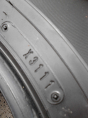 195/65R15 DUNLOP SP SPORT 230 ขายชุด 4 เส้น สวยๆ TEL.081-427-3941 195/65R15 DUNLOP SP SPORT 230 ขายชุด 4 เส้น สวยๆ TEL.081-427-3941