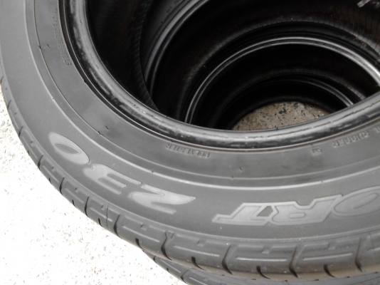 195/65R15 DUNLOP SP SPORT 230 ขายชุด 4 เส้น สวยๆ TEL.081-427-3941 195/65R15 DUNLOP SP SPORT 230 ขายชุด 4 เส้น สวยๆ TEL.081-427-3941