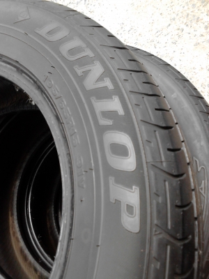 195/65R15 DUNLOP SP SPORT 230 ขายชุด 4 เส้น สวยๆ TEL.081-427-3941 195/65R15 DUNLOP SP SPORT 230 ขายชุด 4 เส้น สวยๆ TEL.081-427-3941