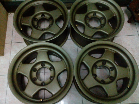 ขายล้อลายเบรดเล่ย์ 16x8 ออฟ 0 สวยๆๆครับ