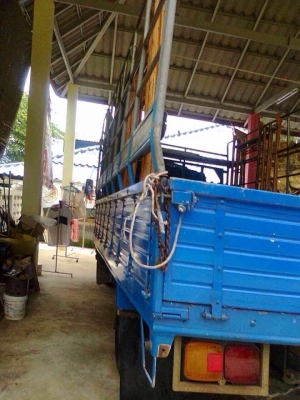 ขายรถบรรทุกหกล้อ HINO รถประกอบ เครื่อง 117 แรง กระบะคาร์โก้ยาว 5.30 เมตร ทะเบียนพร้อม