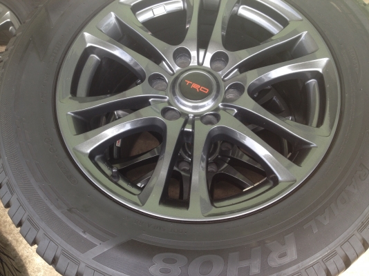 ขายล้อแม็ก TRD 18 พร้อมยาง 265/60/18 หรือรับแลก