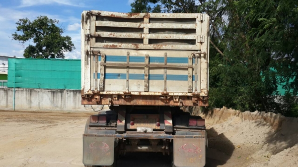 หางเทรเลอร์ดั้ม 3 เพลาแท้ๆ ยาว 9เมตร จากโรงงานสามมิตร ทะเบียน3เพลาแท้ถูกต้อง