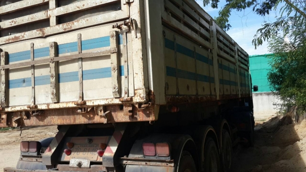 หางเทรเลอร์ดั้ม 3 เพลาแท้ๆ ยาว 9เมตร จากโรงงานสามมิตร ทะเบียน3เพลาแท้ถูกต้อง