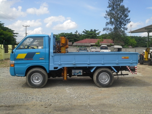 ขาย 4 ล้อกลาง ติดเครน