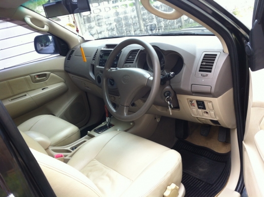 ขายรถบ้านVigo 4 ประตู Prerunner ออโต้ ขายรถบ้านVigo 4 ประตู Prerunner ออโต้