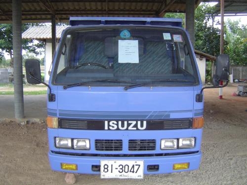ขายรถดั๊ม ISUZU NKR 110 Hp แอร์ พวงมาลัยเพาเวอร์