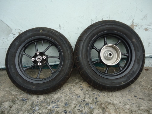 ขายยาง Honda Zoomer x