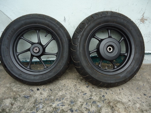 ขายยาง Honda Zoomer x