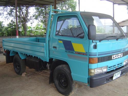 ขายรถบรรทุก 4 ล้อ ISUZU NKR 88 Hp แอร์ พวงมาลัยเพาเวอร์ ขายรถบรรทุก 4 ล้อ ISUZU NKR 88 Hp แอร์ พวงมาลัยเพาเวอร์