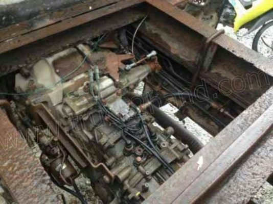 รถเทเลอร์ท้ายเป็ด ยี่ห้ออีซูซุ ขนาด 195 แรงม้า เกียร์กระแทก รถปี95 รถเทเลอร์ท้ายเป็ด ยี่ห้ออีซูซุ ขนาด 195 แรงม้า เกียร์กระแทก รถปี95