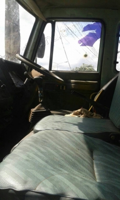 รถเทเลอร์ท้ายเป็ด ยี่ห้ออีซูซุ ขนาด 195 แรงม้า เกียร์กระแทก รถปี95 รถเทเลอร์ท้ายเป็ด ยี่ห้ออีซูซุ ขนาด 195 แรงม้า เกียร์กระแทก รถปี95