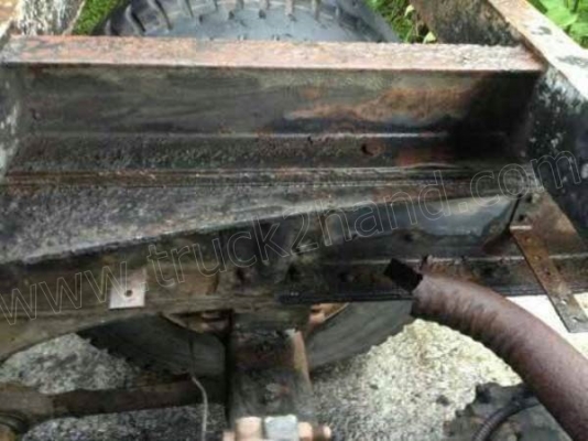 รถเทเลอร์ท้ายเป็ด ยี่ห้ออีซูซุ ขนาด 195 แรงม้า เกียร์กระแทก รถปี95 รถเทเลอร์ท้ายเป็ด ยี่ห้ออีซูซุ ขนาด 195 แรงม้า เกียร์กระแทก รถปี95