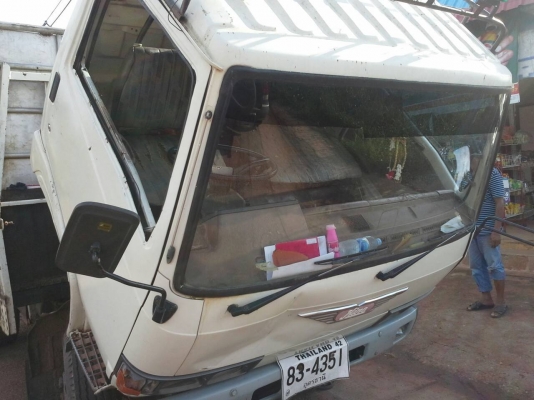 HINO km777 เครื่อง 117 WO4D ร์ Fหลัง กะบะยาว 4.5 เมตร ภาษีขาด1 ปี HINO km777 เครื่อง 117 WO4D ร์ Fหลัง กะบะยาว 4.5 เมตร ภาษีขาด1 ปี