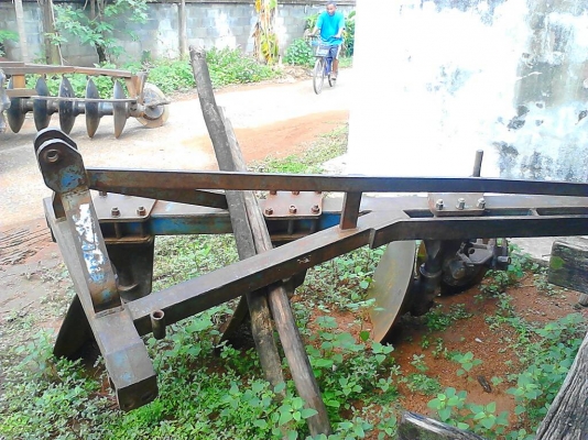 ขายด่วน ฟอร์ด 6640เพลาเดียว