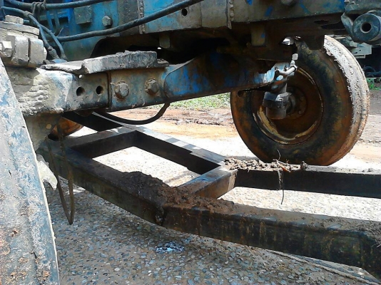 ขายด่วน ฟอร์ด 6640เพลาเดียว